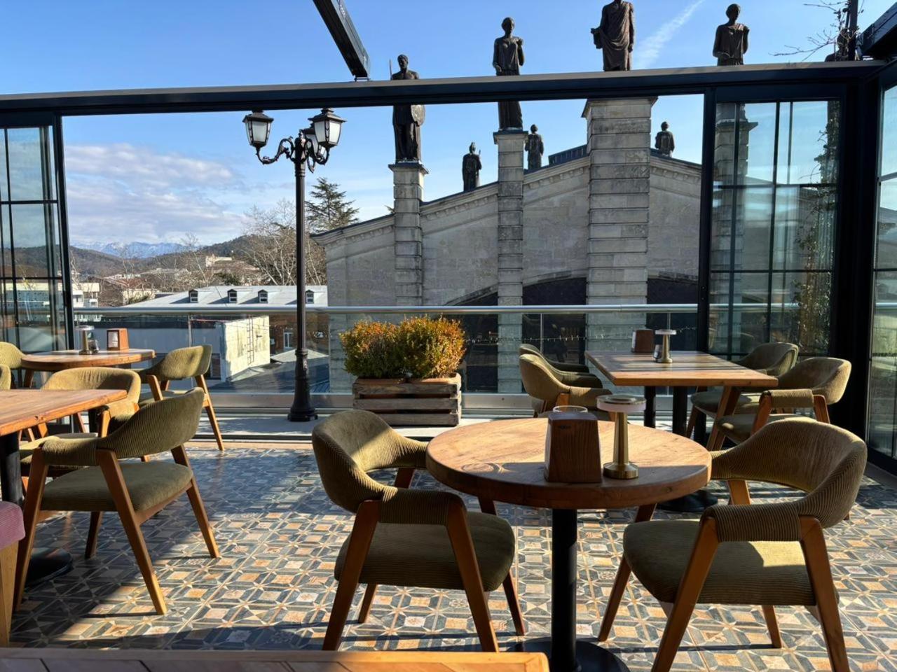 Grand Opera Hotel Kutaisi Esterno foto